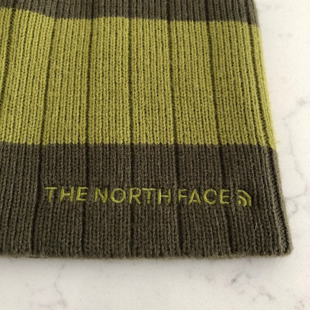 The North Face Activewear Ribbed Acrylic Outdoor Hat Two Tone Green Sz OS - Picture 3 of 6
